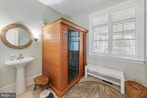 Bath - 204 W Side Dr, Rehoboth Beach, DE 19971 photo 3 of 10