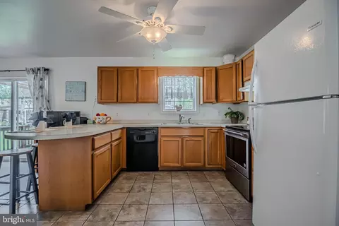 Kitchen - 66 Radcliffe Dr, Rehoboth Beach, DE 19971 photo 1 of 5