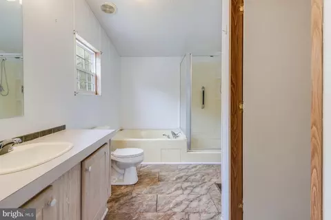 Bath - 30231 Piney Neck Rd, Dagsboro, DE 19939 photo 1 of 2