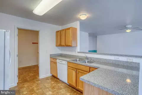 Kitchen - 32683 Seaview Loop, Millsboro, DE 19966 photo 5 of 7