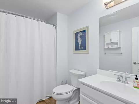 Bath - 38136 River St #12, Ocean View, DE 19970 photo 5 of 6