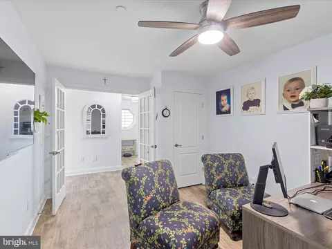 Living - 38136 River St #12, Ocean View, DE 19970 photo 9 of 11