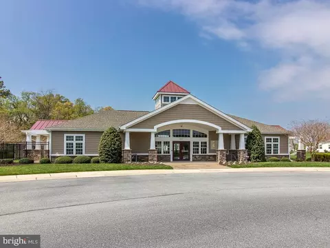 Exterior - 32063 Dean St, Lewes, DE 19958 photo 6 of 6