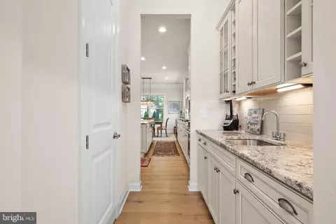 Entry Way - 3 Bristol Ln, Ocean View, DE 19970 photo 3 of 10