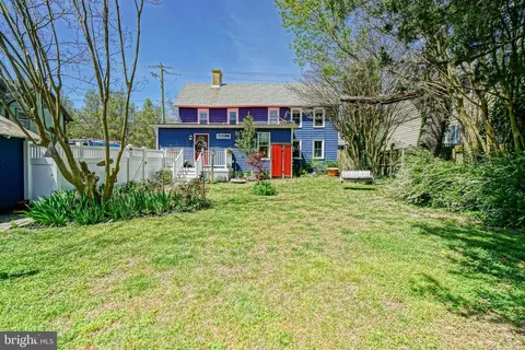 Exterior - 405 Chestnut St, Milton, DE 19968 photo 12 of 17