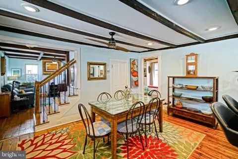 Dining - 405 Chestnut St, Milton, DE 19968 photo 2 of 3
