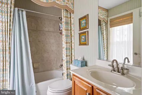 Bath - 20449 Old Meadow Ln, Lewes, DE 19958 photo 5 of 5