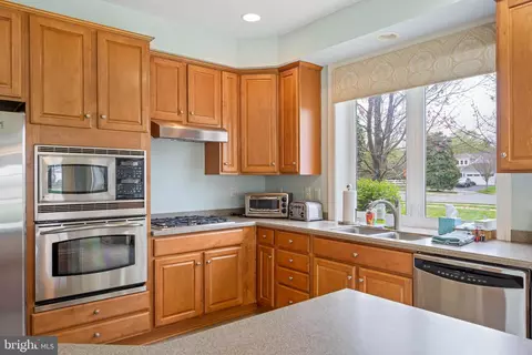 Kitchen - 20449 Old Meadow Ln, Lewes, DE 19958 photo 3 of 4