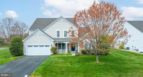 20449 Old Meadow Ln, Lewes, DE 19958