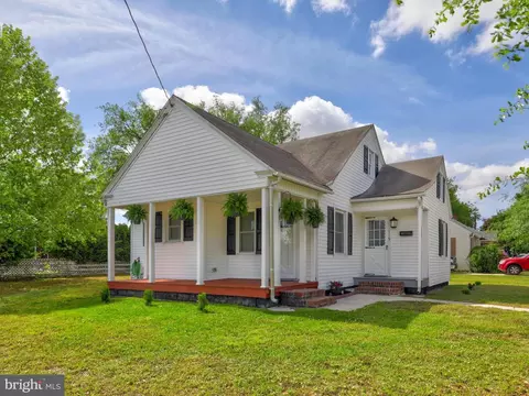 115 Lansing Ave, Laurel, DE 19956