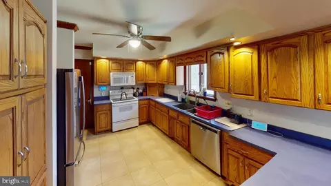 Kitchen - 101 Sylvan Dr, Milton, DE 19968 photo 4 of 4