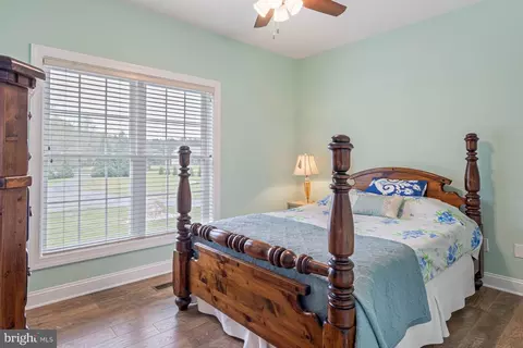 Bedroom - 25450 Vincent St, Georgetown, DE 19947 photo 4 of 5