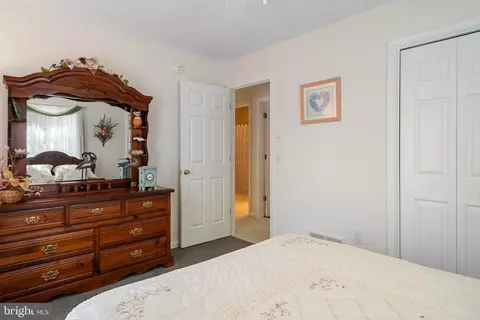 Bedroom - 4 Moonlight Dr, Dagsboro, DE 19939 photo 5 of 6