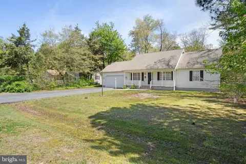 Exterior - 4 Moonlight Dr, Dagsboro, DE 19939 photo 4 of 8
