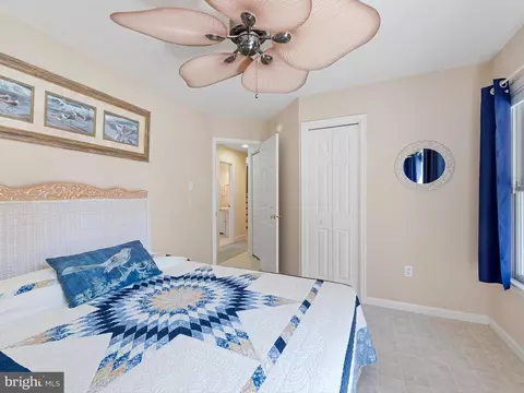 Bedroom - 39078 Bayfront Dr, Ocean View, DE 19970 photo 4 of 8