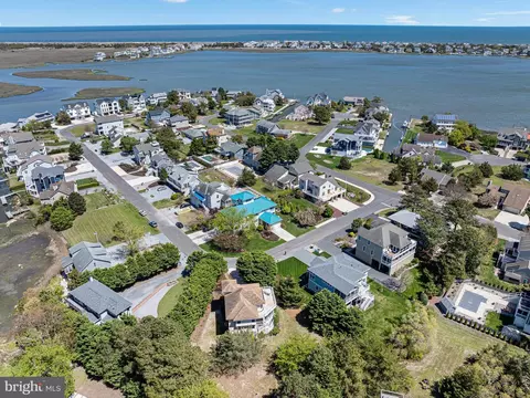 View/Area - 39078 Bayfront Dr, Ocean View, DE 19970 photo 1 of 7