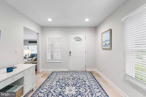 Entry Way - 940 Turtle Dr, Bethany Beach, DE 19930 photo 2 of 2