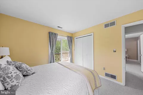 Bedroom - 940 Turtle Dr, Bethany Beach, DE 19930 photo 5 of 7