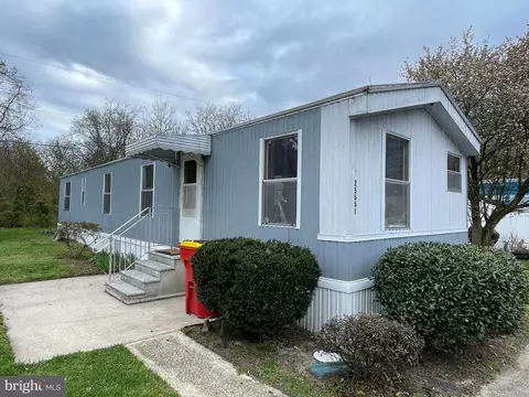 25661 S Parkway Rd, Seaford, DE 19973