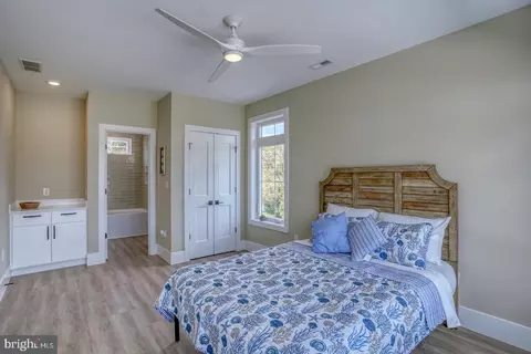Bedroom - 38744 Apple Ct, Ocean View, DE 19970 photo 5 of 7