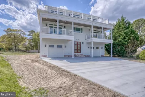 Exterior - 38744 Apple Ct, Ocean View, DE 19970 photo 5 of 13
