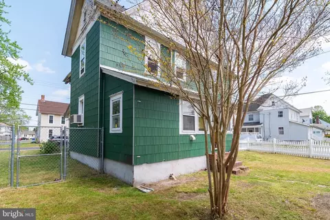 Exterior - 422 N Pine St, Seaford, DE 19973 photo 6 of 7