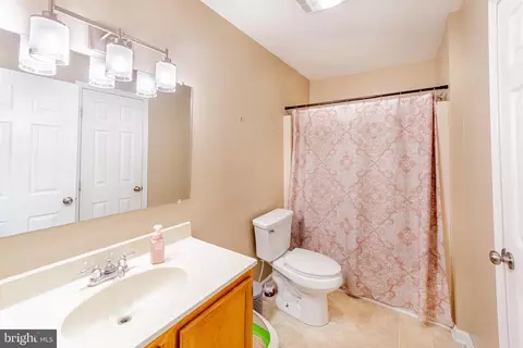 Bath - 14011 West Ct, Laurel, DE 19956 photo 2 of 2