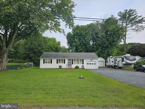 Exterior - 11261 Line Rd, Delmar, DE 19940 photo 4 of 21