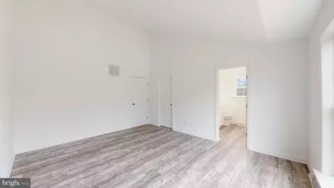 Living - 20665 Wilson Rd, Georgetown, DE 19947 photo 3 of 3
