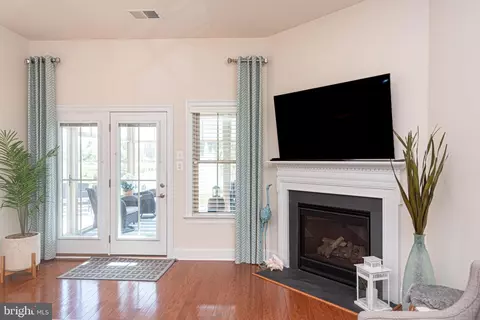 Entry Way - 22574 Grebe Ln, Ocean View, DE 19970 photo 7 of 11