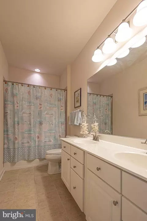 Bath - 22574 Grebe Ln, Ocean View, DE 19970 photo 7 of 7
