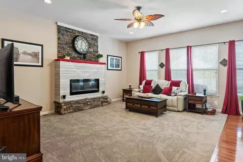 Living - 30954 Scissorbill Rd, Ocean View, DE 19970 photo 1 of 2