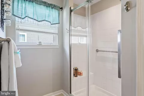Bath - 30954 Scissorbill Rd, Ocean View, DE 19970 photo 3 of 3