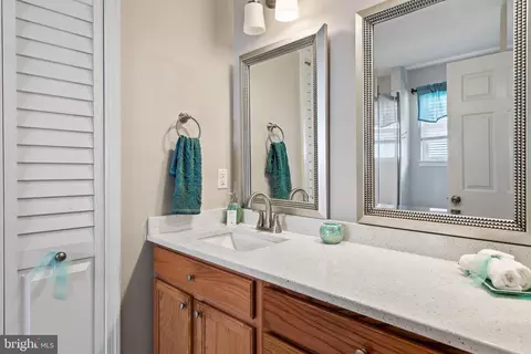 Bath - 30954 Scissorbill Rd, Ocean View, DE 19970 photo 2 of 3