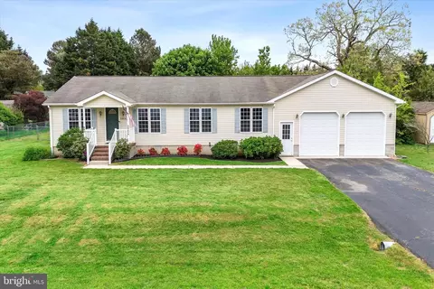 32670 W Berkley Ct, Millsboro, DE 19966