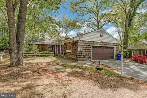 24016 Snug Harbor Dr, Seaford, DE 19973