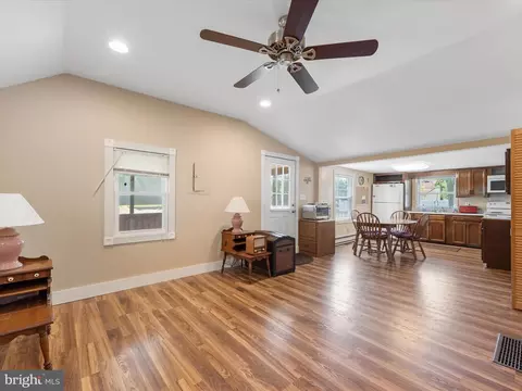131 Central Ave, Ocean View, DE 19970 photo 19