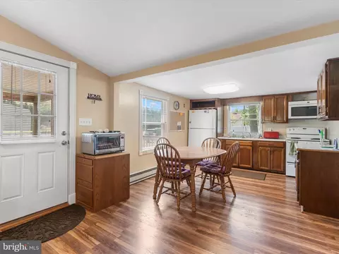 131 Central Ave, Ocean View, DE 19970 photo 17