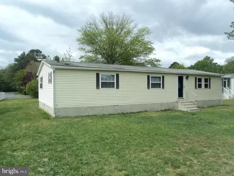 32802 Circle Dr, Millsboro, DE 19966