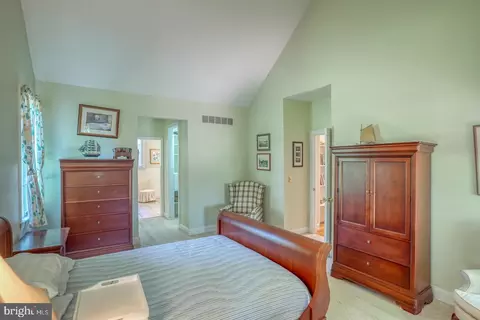 Bedroom - 35722 Cutter Ct, Lewes, DE 19958 photo 1 of 10