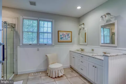 Bath - 35722 Cutter Ct, Lewes, DE 19958 photo 1 of 2