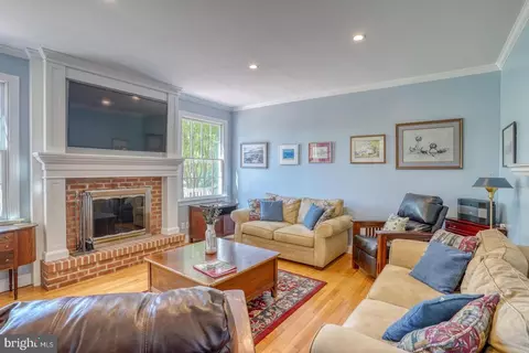Living - 35722 Cutter Ct, Lewes, DE 19958 photo 3 of 4