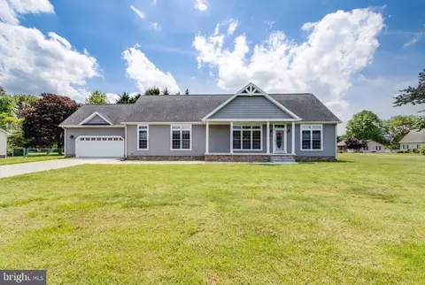 18416 Linden Ln, Lewes, DE 19958