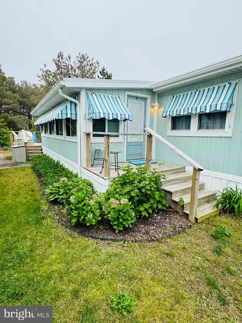 40023 S Croppers Cir #8220, Fenwick Island, DE 19944
