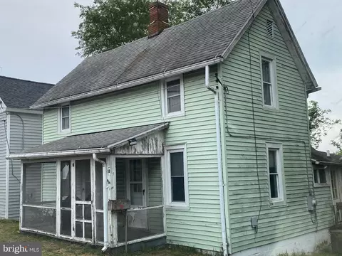 18 E High St, Seaford, DE 19973
