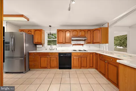 13 Evans Ave, Ocean View, DE 19970 photo 8