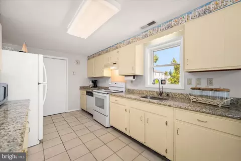 333 Sandpiper Dr, Bethany Beach, DE 19930 photo 14