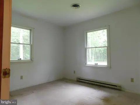 Bedroom - 16154 Progress School Rd, Bridgeville, DE 19933 photo 5 of 5