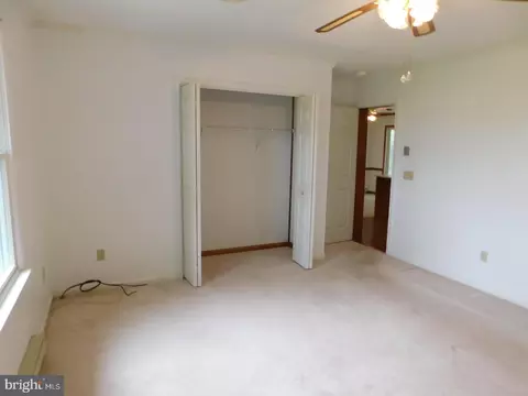 Bedroom - 16154 Progress School Rd, Bridgeville, DE 19933 photo 2 of 5