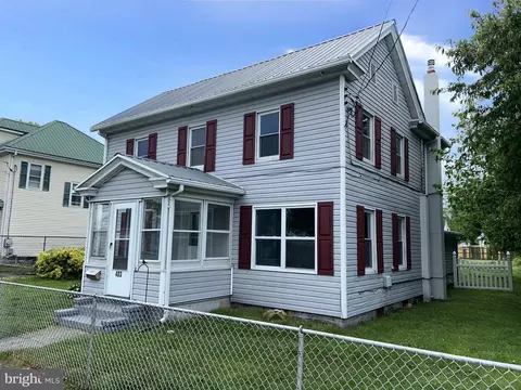 403 Delaware Ave, Bridgeville, DE 19933